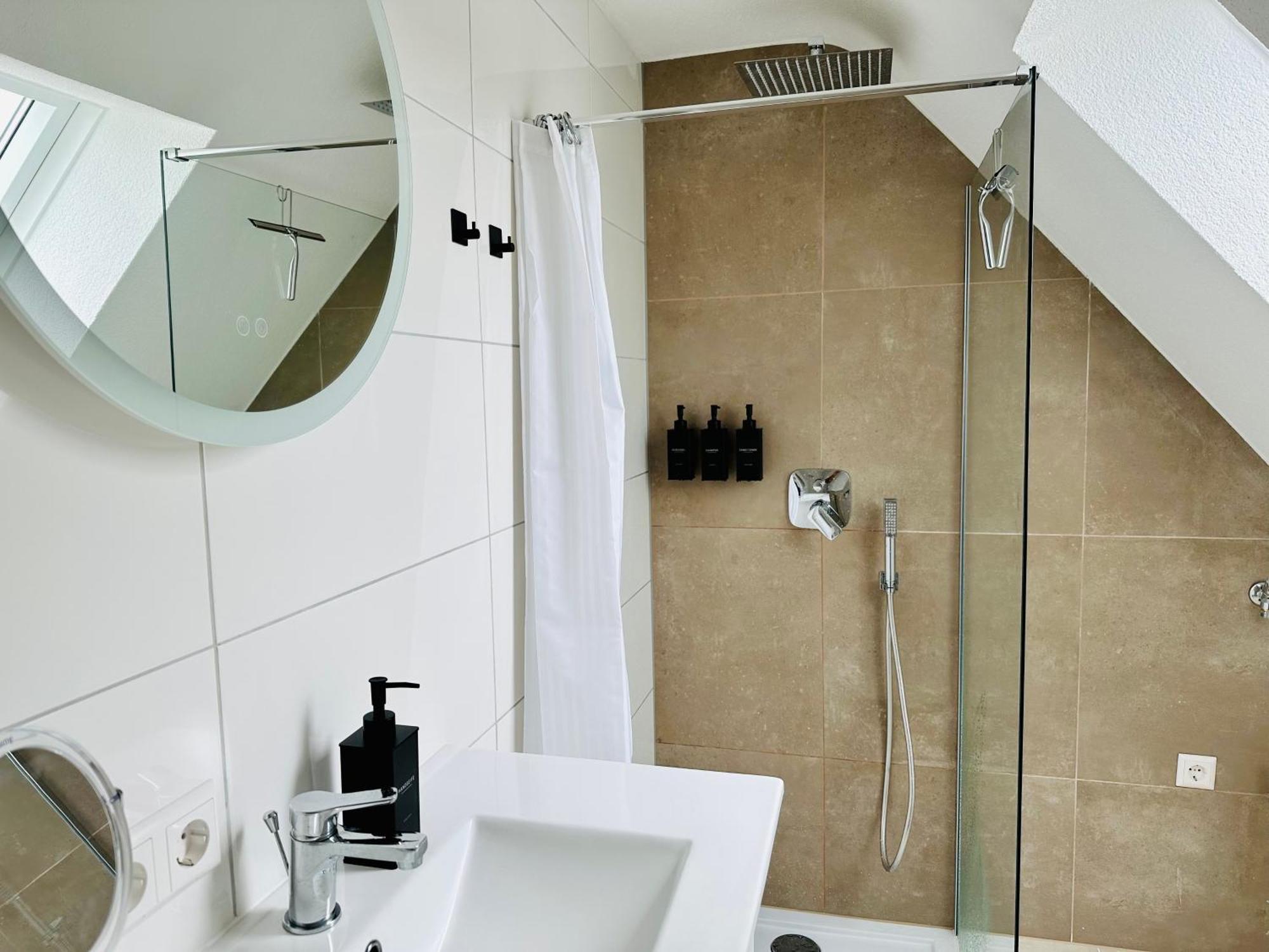 Bergblick-Apartment Istayunixi Seenaehe-Workspace-Netflix I Keine Monteure FDH Εξωτερικό φωτογραφία